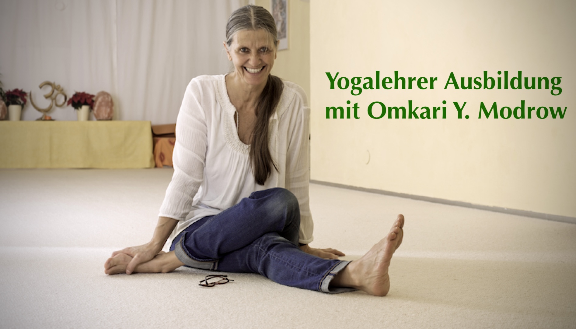 Omkari - Yogalehrerin-Yoga Samiti Überlingen